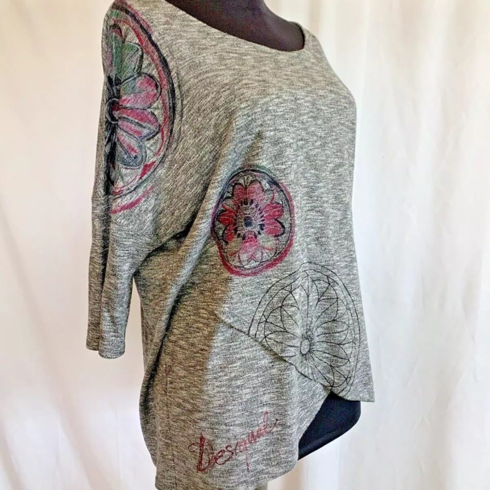 Desigual Gray Modern Flower Knit Top - Size Large